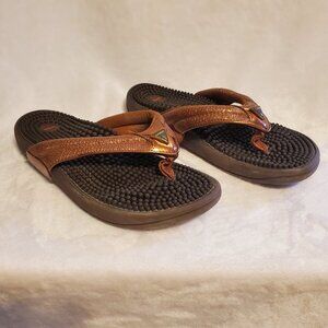 Kenkoh Massaging Sandals, Rose Gold, Flip Flop Style, Women's Size 7.5